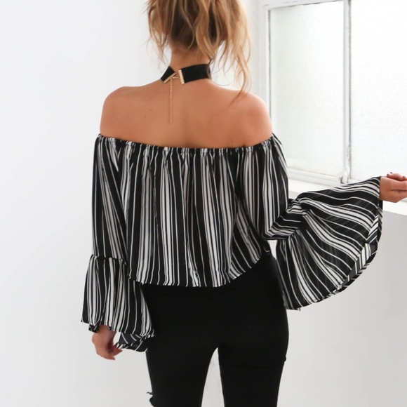 HP! Bell Sleeve Off Shoulder Top NEW - Picture 3 of 4